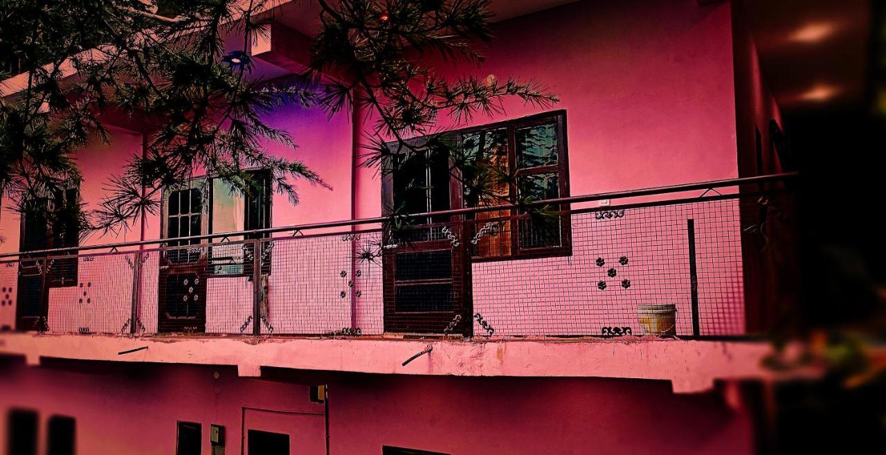 Peace Holiday Homestay Чейл Экстерьер фото